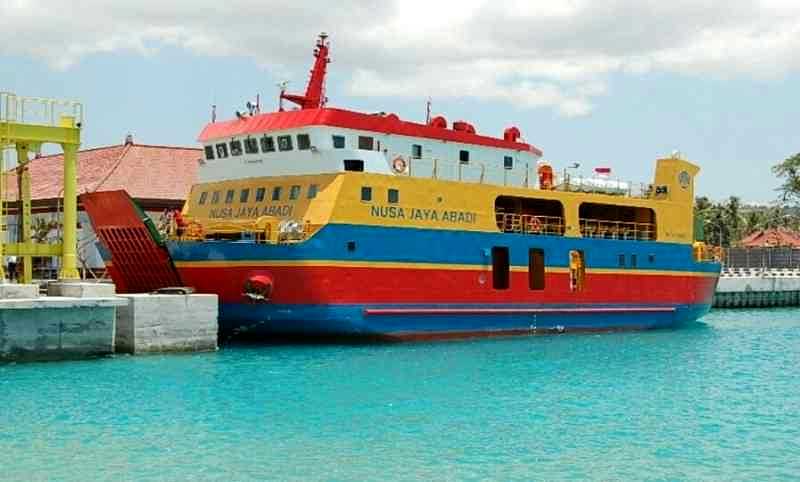 boat nusa penida padang bai penumpang nusa penida padang bai diminta naik boat ini boat nusa penida padang bai penumpang nusa penida padang bai diminta naik boat ini