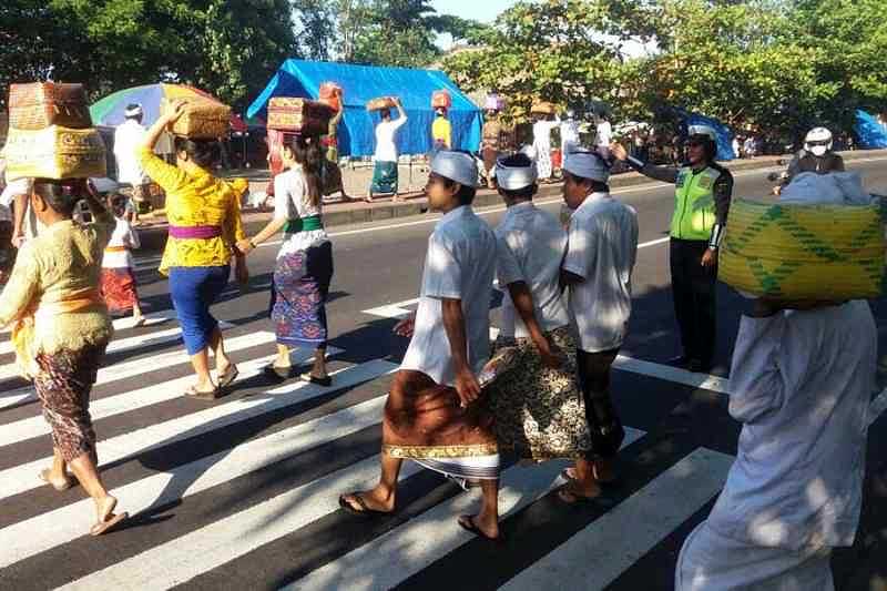 Pura Goa Lawah