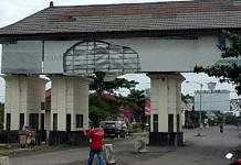 pintu