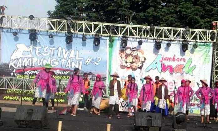 Wisatawan Kepincut Festival Kampung Tani di Kota Batu 1