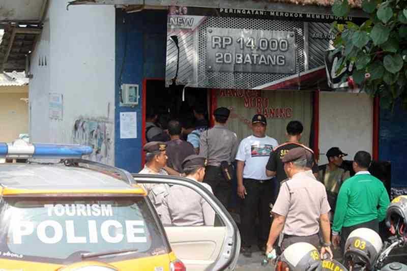 Membandel, Tiga Warung Remang-remang LCM Disegel | BALIPOST.com