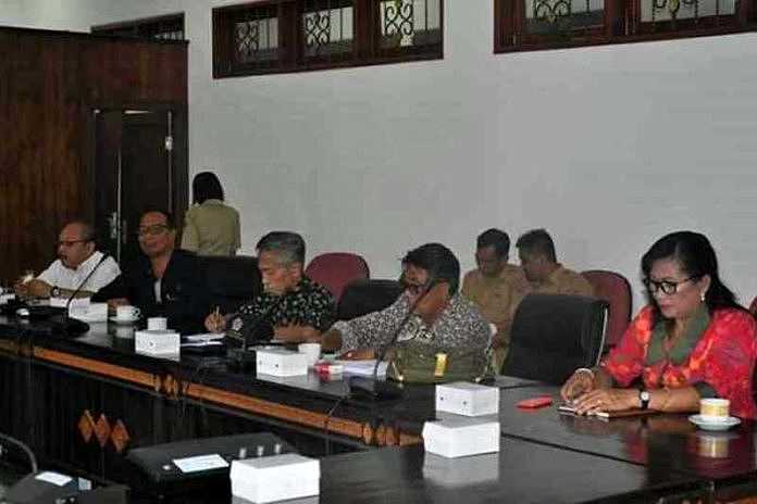 DPRD Buleleng bahas ranperda CSR