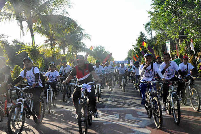 Gowes