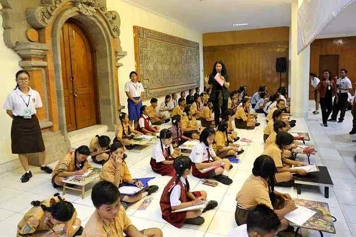 Surat SD Gianyar