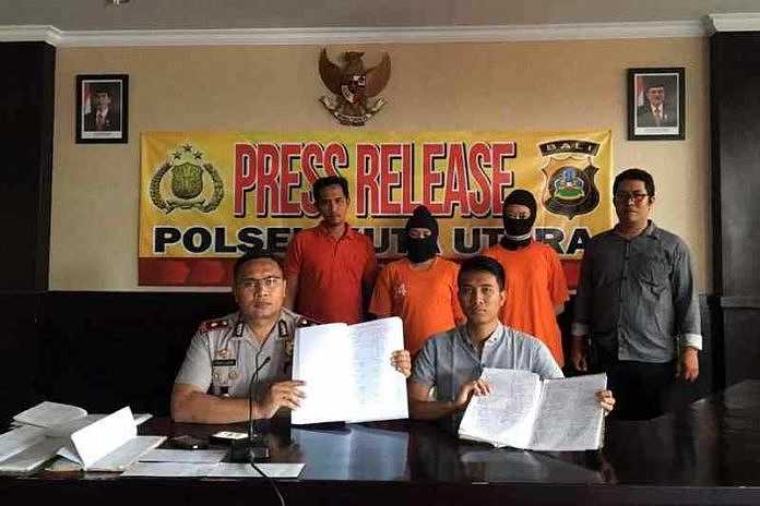 Wanita Ditangkap