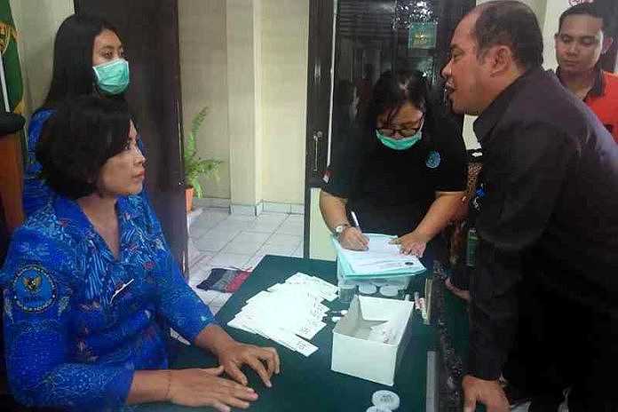 Giliran Pegawai PN Tabanan Tes Urine 1 pegawai