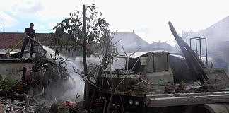 Terbakar