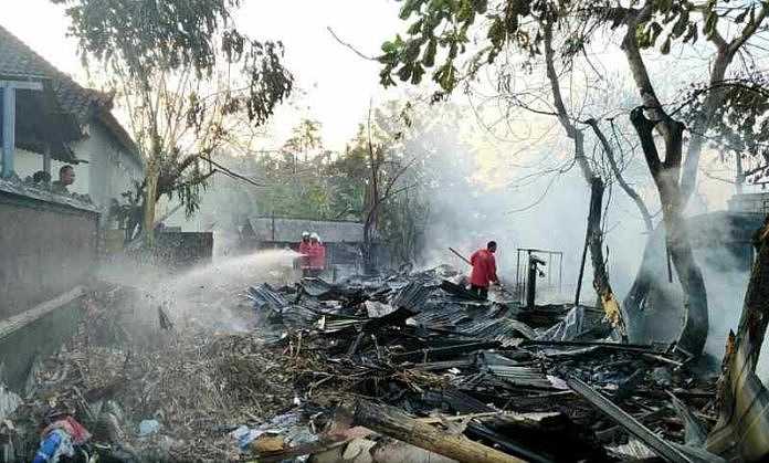 Kebakaran di Nusa Dua, Puluhan Bangunan Ludes Terbakar 1