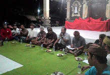 Warga Minta Bule Belanda Dideportasi bule