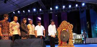 resmi