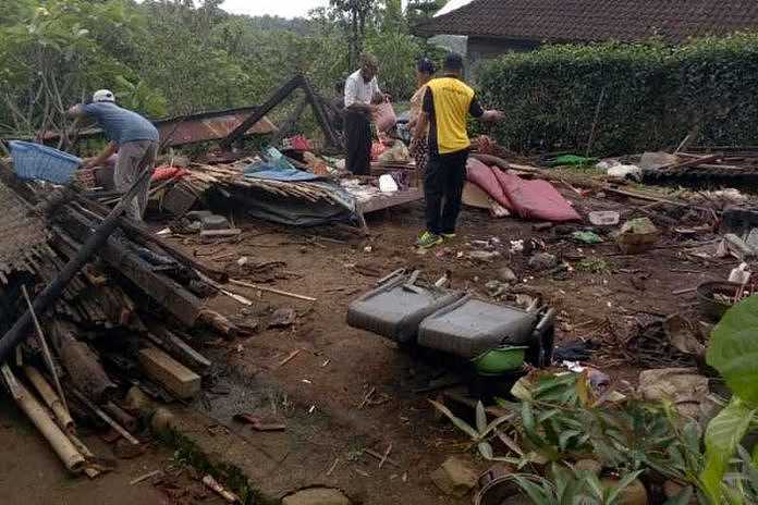 Rumah Warga Pupuan Roboh 1 Rumah