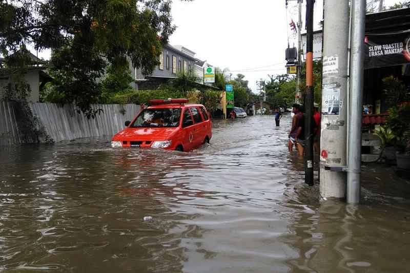 Banjir di Perkotaan, Diduga Ini Pemicunya  BALIPOST.com