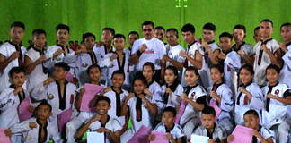 Petarung