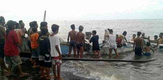 perahu terbalik