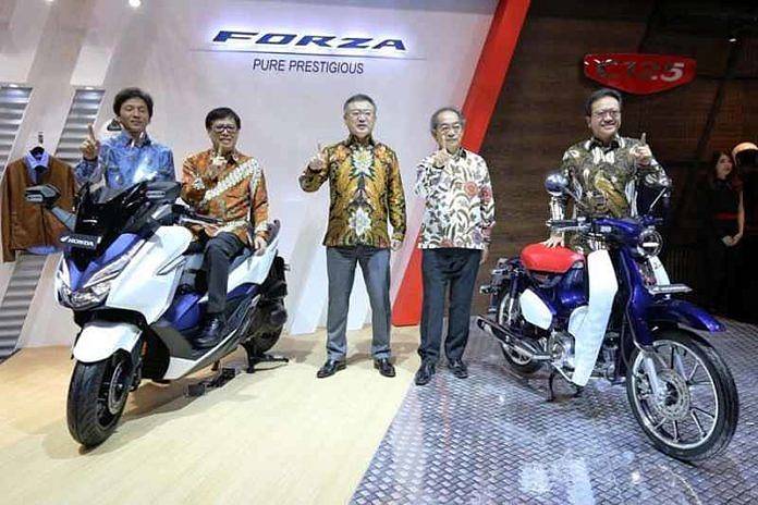 AHM Hadirkan Beragam Motor Premium Honda di GIIAS 2018 1