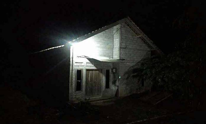 Densus Tangkap Terduga Teroris di Banyuwangi 1