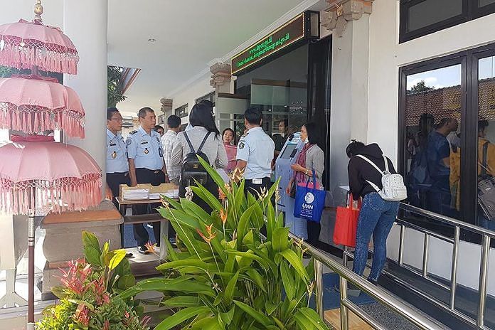 Imigrasi Denpasar Terapkan Aplikasi Online Pembuatan Paspor 1