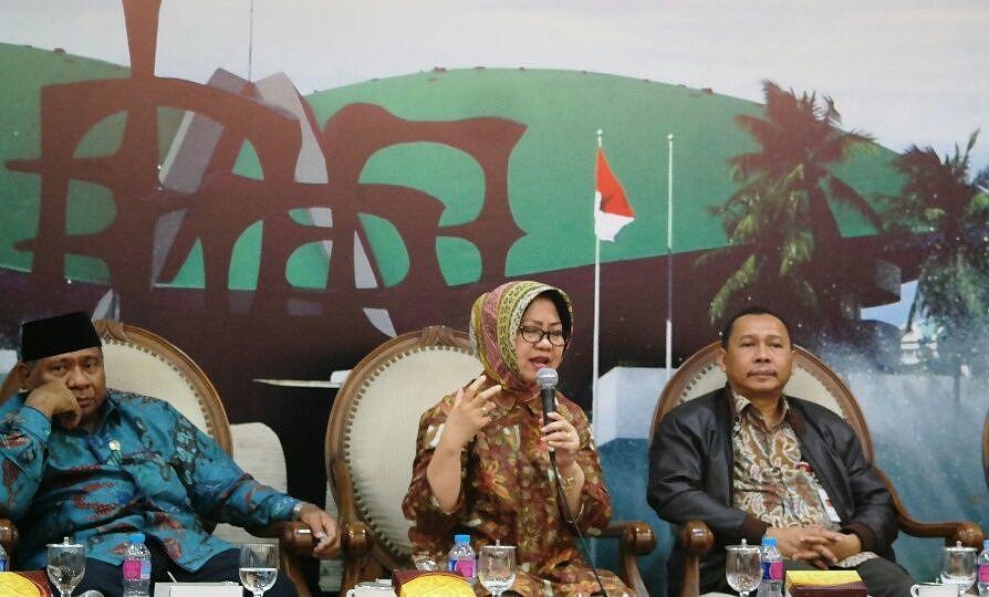 Bantuan Bencana Alam Harus Libatkan BPK dan KPK BALIPOST.com