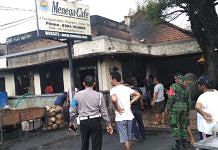 Kafe yang Pernah Dibom 2005 Terbakar