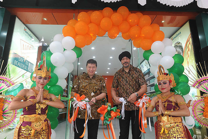 Himalaya Buka Toko Pertama Di Kuta 1