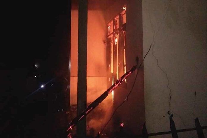 Rumah Terbakar, Kerugian Ditaksir Ratusan Juta Rupiah 1
