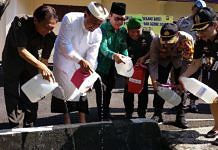 Ratusan Liter Miras Dimusnahkan