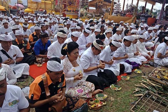 Pura lempuyang luhur