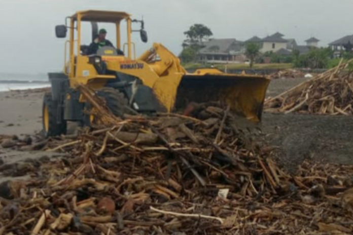 Volume Sampah Pergantian Tahun di Badung Pecahkan Rekor 1