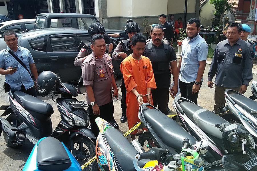 Surat Makluman Pelajar Ditangkap