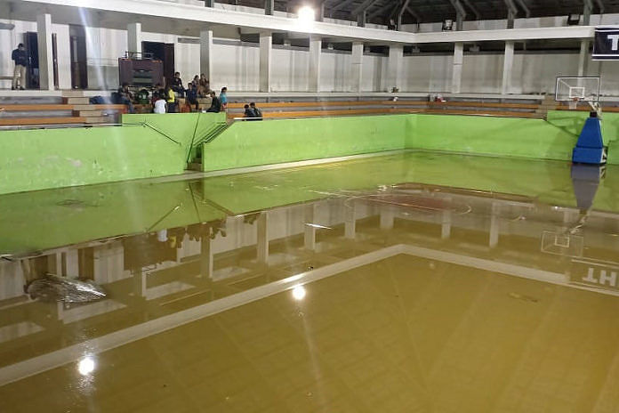 Gor Kebo Iwa Kebanjiran, Pertandingan Basket Porsenijar Diundur 1