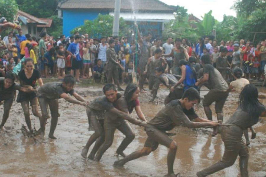  Lukisan  Wayang Kaca  Arsip BALIPOST com