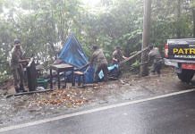 Viral di Medsos Paksa Wisatawan Beli Dagangannya, Pedagang Canang di Suter Ditertibkan Satpol PP