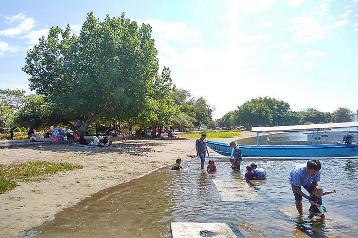 Visit to Gilimanuk Bay Increases on long holidays 1