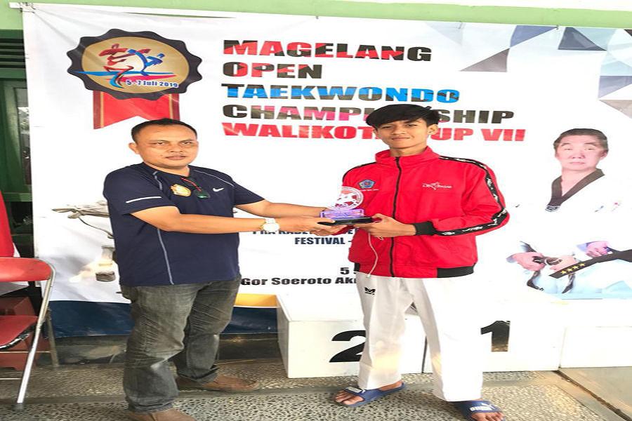 Atlet Taekwondo Denpasar Jadi yang Terbaik di Magelang | BALIPOST.com