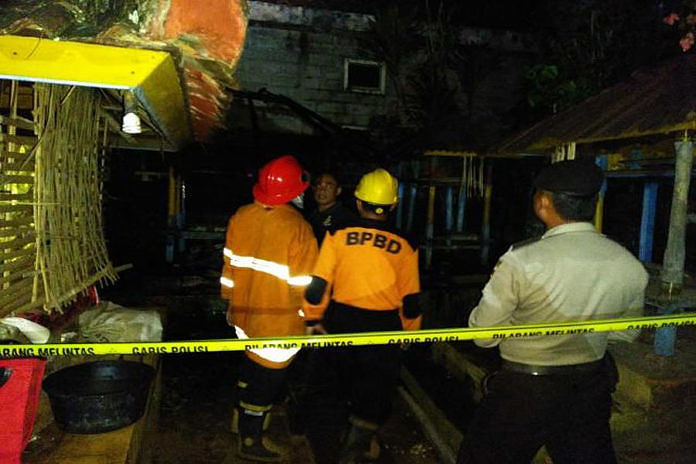 Lupa Matikan Dupa, Pura Terbakar 1