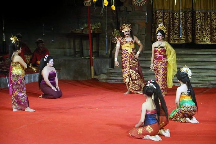 Mudra Art Troupe Restores Guidelines of Drama Gong 1
