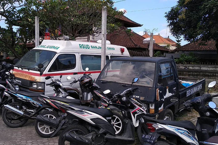 Rusak Berat, Ambulans RSUD Sanjiwani Mangkrak 1