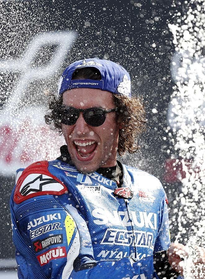 Rins pips Marquez on line for British MotoGP victory 1