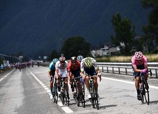 Direktur Tour de France Positif COVID-19