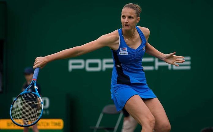 Pliskova closes gap on world number one Barty 1