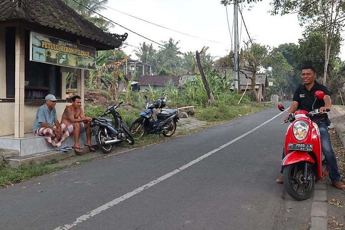 Wisatawan Kerap Tak Temui Ikon Desa Petulu, Kunjungan Menurun 1