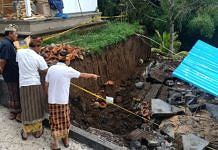 Senderan Jebol di Manukaya Let, Seorang Meninggal dan 7 Luka