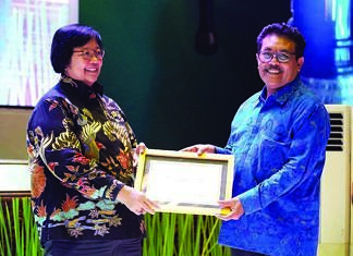 SMP PGRI 2 Denpasar Kini Jadi Sekolah Adiwiyata Nasional