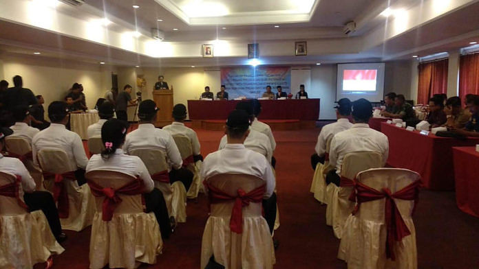 Tak Hadiri Pelantikan, Anggota Panwascam Pekutatan Diganti 2