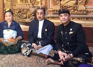 AWK Tetap Tegaskan Seluruh Brahmana Dwijati adalah “Surya”