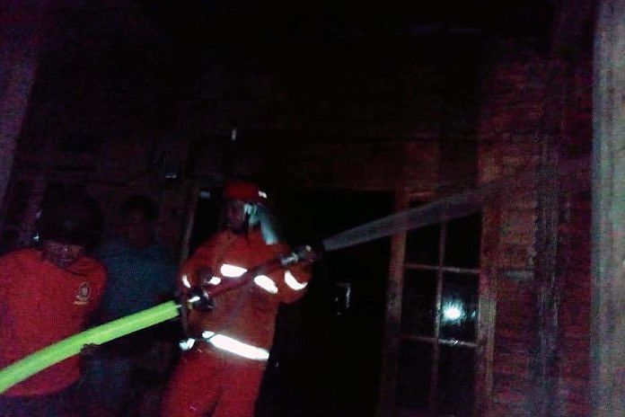 Diduga dari Dupa, Rumah di Ekasari Terbakar 1