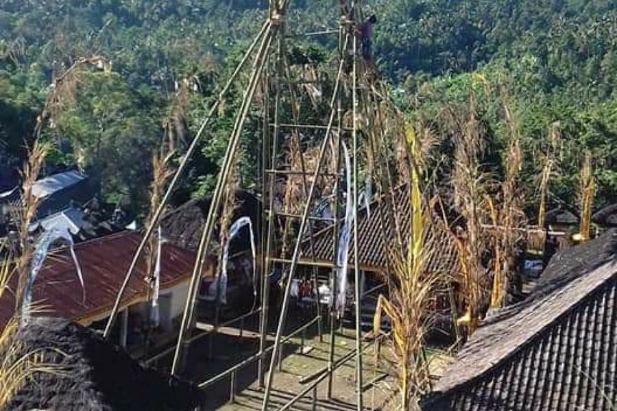 Ini Fungsi  Ayunan Bambu  Setinggi Belasan Meter saat 