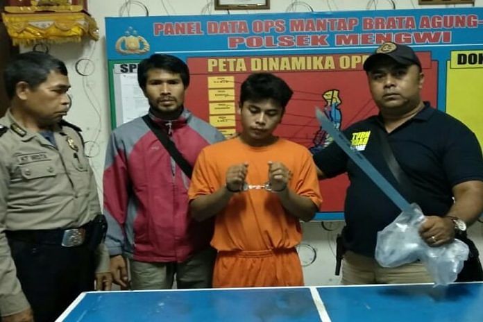 Pemuda Ngamuk, Bunuh Sepupu dan Tebas Ibu Kandungnya 1