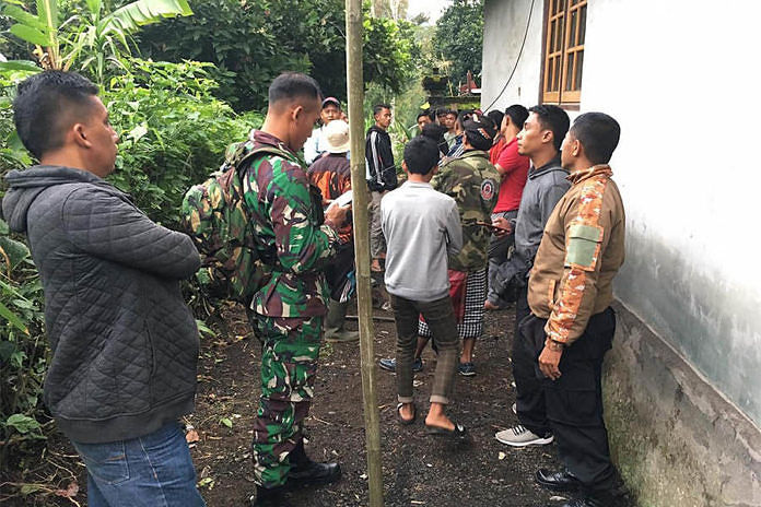Perbaiki Antena, Tiga Warga Tersetrum Listrik, Satu Tewas 1