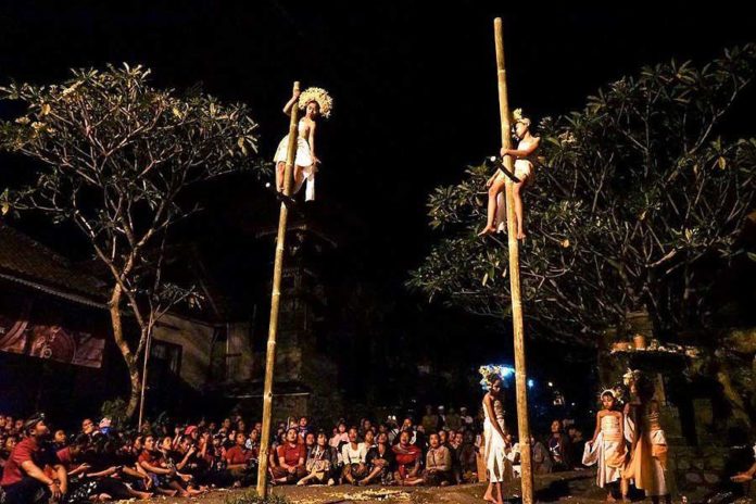 Mengabadikan Sanghyang Dedari